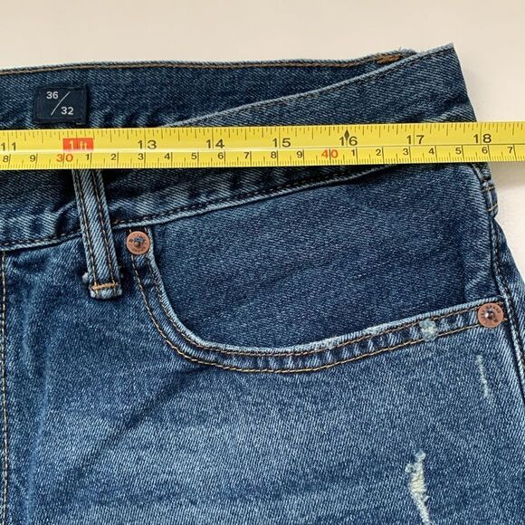 Lucky Brand 221 Original Straight Distressed Jeans Men’s Denim Size 36/32 - Picture 4 of 11